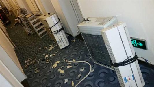 ���ڶ��ֿյ����հ���333